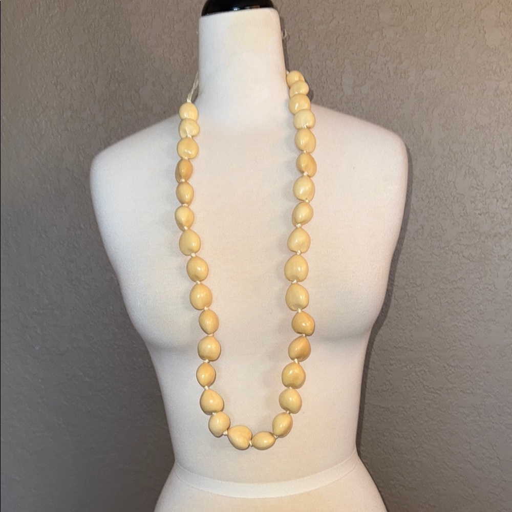 Vintage Hawaiian Kukui Nut Lei Necklace